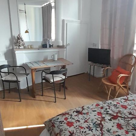 Appartement Le secret d'Oscar&la fantaisie de Jean à Morlaix Extérieur photo